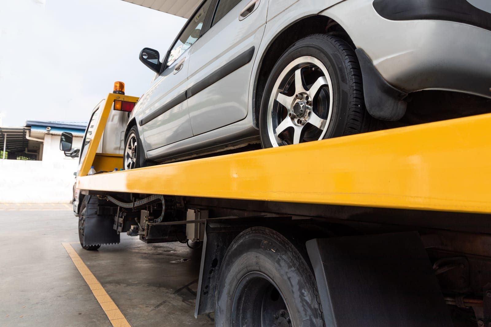 Transport toutes distances · Brayoumi Auto